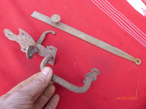 Loquet poucier fer forgé - en,