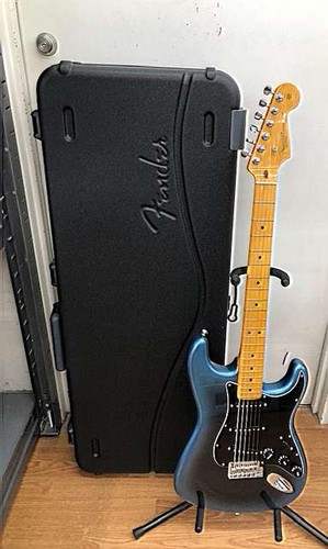 Guitare électrique fender - guitare,