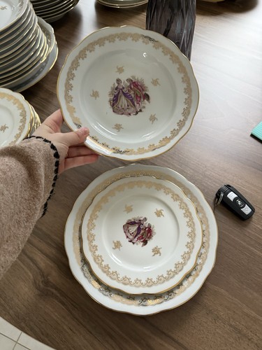 Vaisselle porcelaine - vaisselle, en