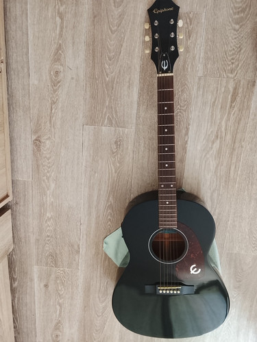 Guitare électro acoustique - guitare, électro-acoustique