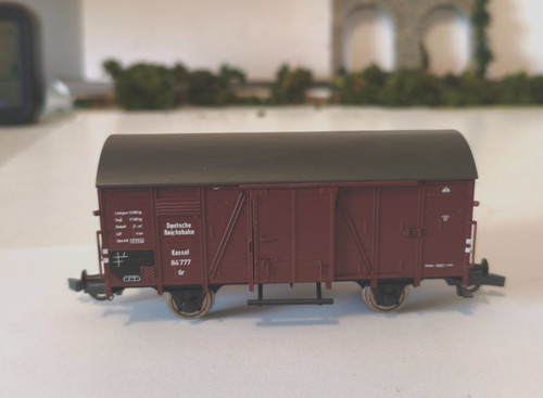 Wagon marchandise couvert - marchandise,