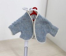 Tressy Bella gilet liseuse bleu/blanc tenue Frou Frou de 1965