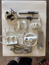 Nintendo Wii Gaming Accessories  Bundle - 12 Pieces - SEE PICTURES