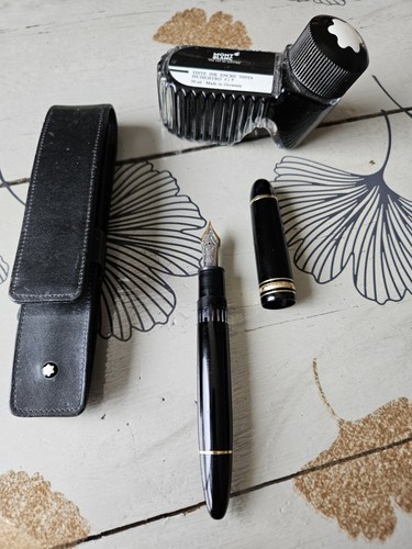Montblanc stylo plume