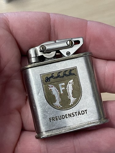 Ancien briquet essence - briquet,