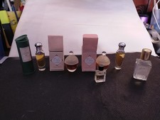 lot miniatures de parfum Laura