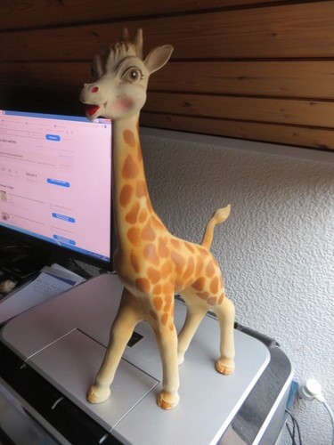 Pouet sophie girafe - sophie,