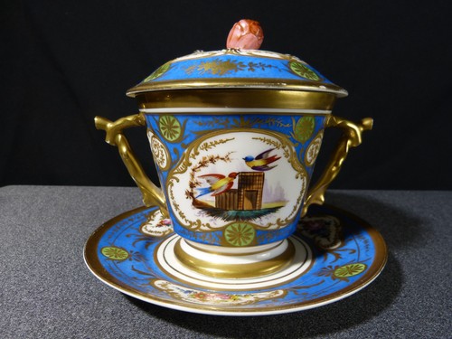 Drageoir pot couvert - , à