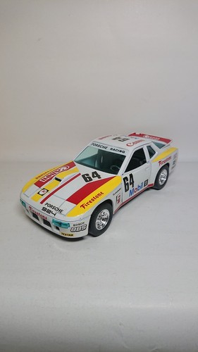 Burago kit porsche 924 - 1/24,