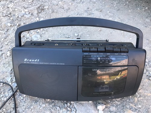 Radio cassette brandt 300 - kr,