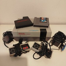 Nintendo NES Console + Super Mario/Duck Hunt + 2 Controller Action Set No Zapper