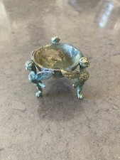 Rare Pied de Ciste en Bronze -