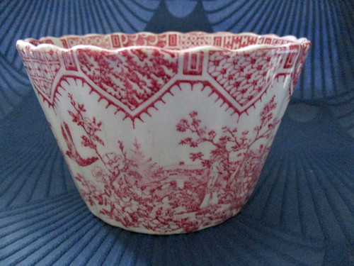 Ancienne grande tasse - ancienne,