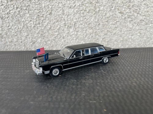 Miniature lincoln continental - lincoln,