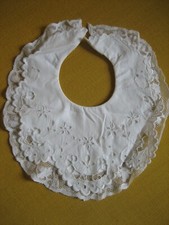 Antique Cotton Bib Linen & Embroidered Lace Openwork Flowers