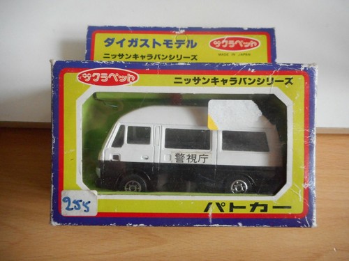 Sakura nissan caravan police - nissan,