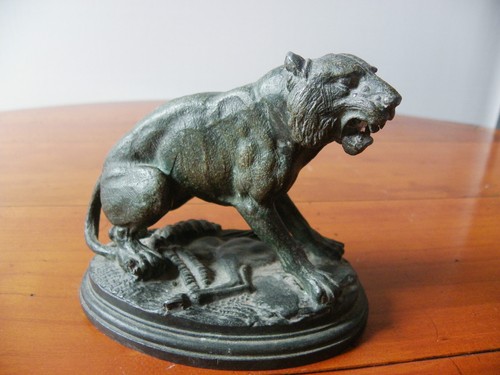 Statue tigre sur - sur, grd