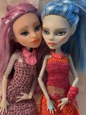 OAKK monster high poupées  Uniques À ou B