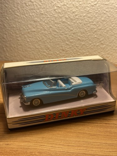 R352 the dinky collection - the,