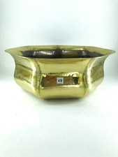 Octagonal shiny brass low
