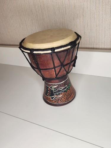 Petit djembé décoratif