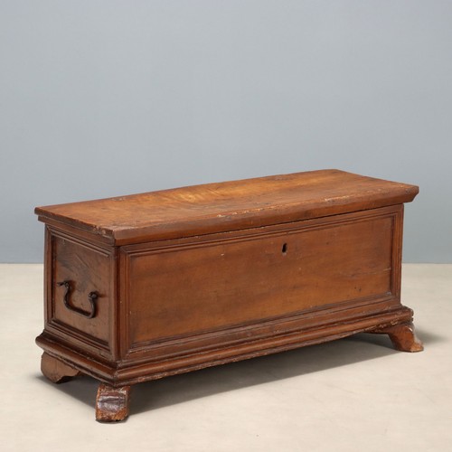 Coffre ancien noyer fer - coffre,