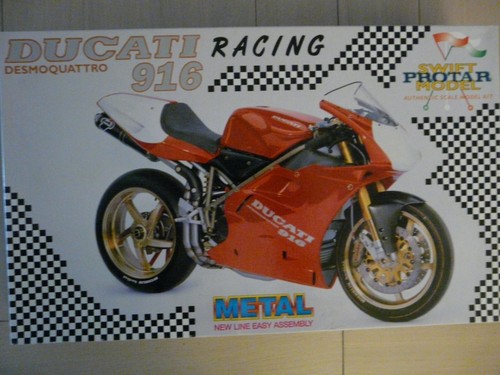 Maquette moto protar ref - 1/9,