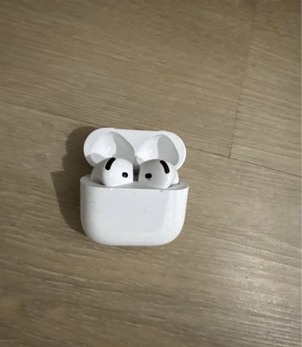 Airpods - 4,