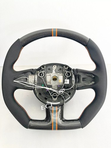 Volant carbone aston - en, d'aston