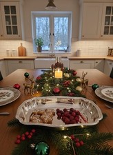 Plat Ovale Vintage en Métal