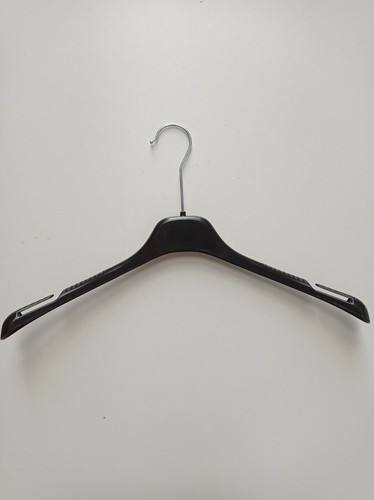 Cintres plastique noir - plastique,
