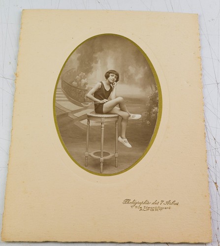 Photos anciennes jeune fille - photos,