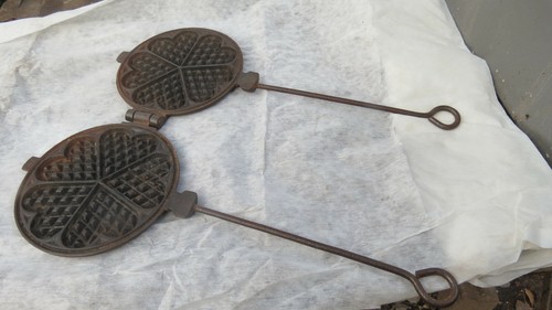 Ancien gaufrier fonte - en,