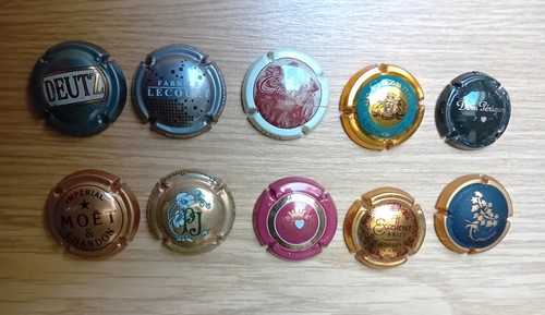 Lot muselets capsules - muselets, /