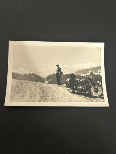 Photo moto ancienne - photo,