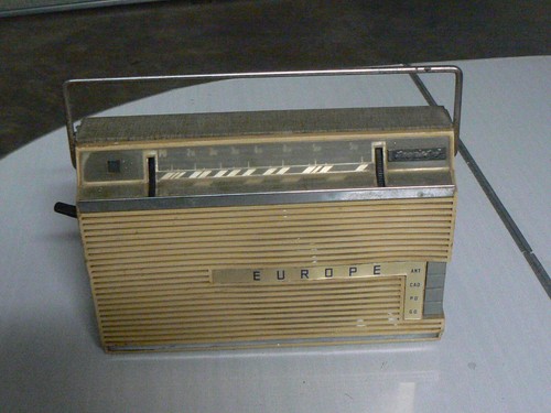 Rare ancien poste transistor - ancien,