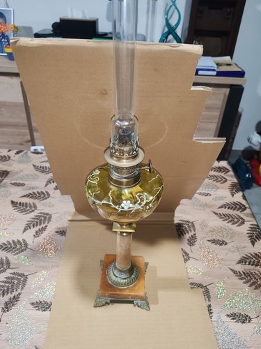 Lampe pétrole ancienne - ,,
