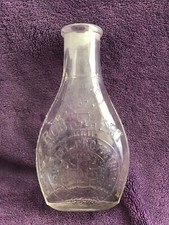 Biberon de bébé : biberon Robert de la protection de l'enfance vers 1878