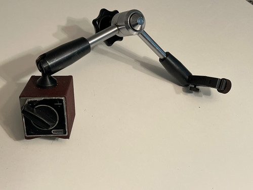 Support magnetique comparateur