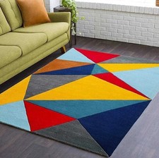 Tapis touffeté à la main