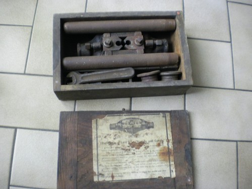 Outil ancien chauffagiste - outil, de