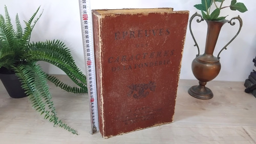 Faux livre grand - , ancien