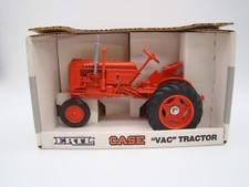 ERTL - TRACTEUR CASE " VAC " DE 1942- 1/16 - N° 632 - BOITE - ANCIEN -