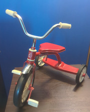 Vintage RADIO FLYER Mini Toy