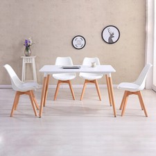 Moderne Scandinavian Dîner Table Ensemble Avec 4 Stylé Jamie Tulipe Chaises