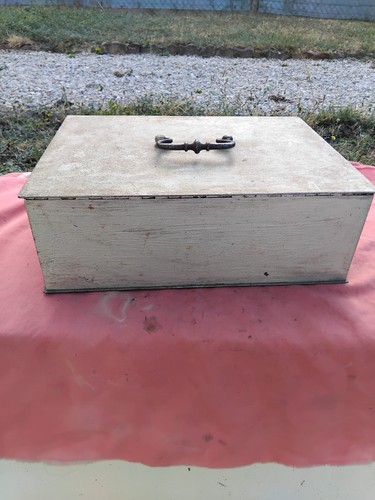 Ancien coffre fort coffret - coffre,