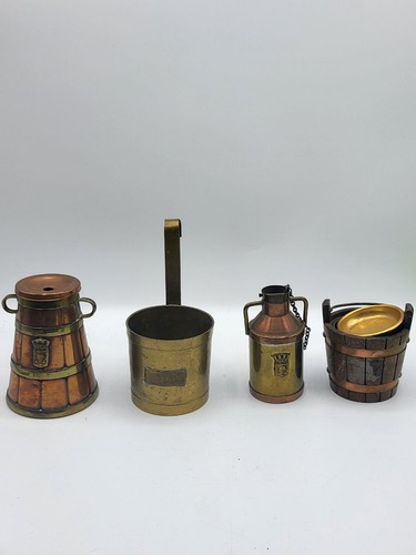 Lot 4 miniatures - xa,