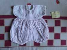 vêtement poupon poupée