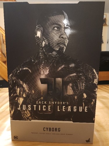 Hot toys justice league - toys,