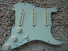 Fender Deluxe Stratocaster Vintage Noiseless Loaded PICKGUARD Multiple Switching
